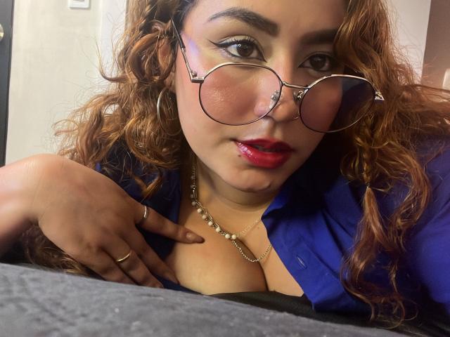 AdelaTaylor - Live porn &amp; sex cam - 28145102