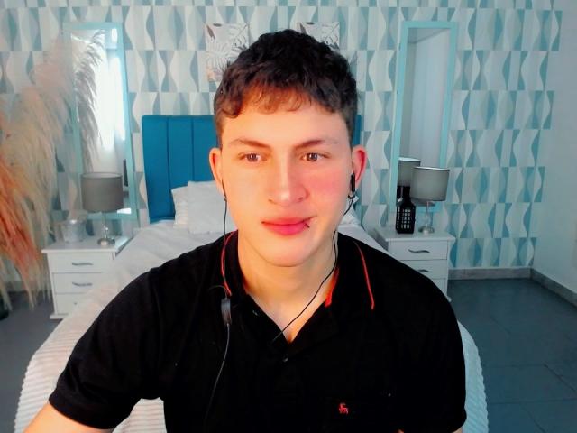 AxelSavage - Live sex cam - 28145204