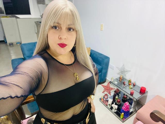 SamanthaGold - Live sex cam - 28146698