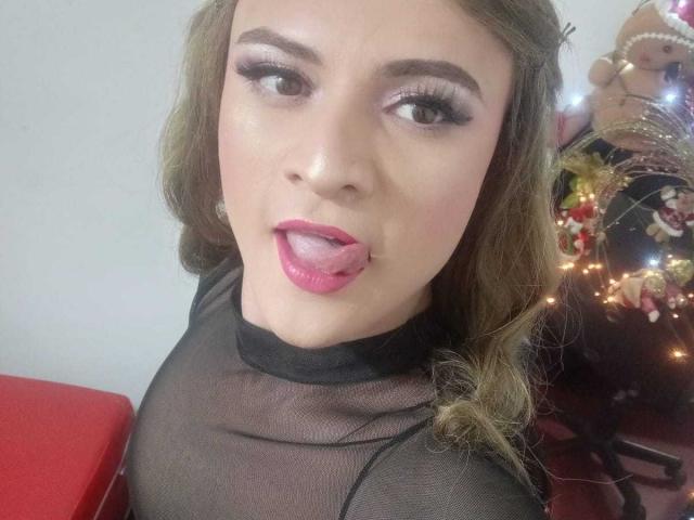 CattaSmithTs - Live sex cam - 28148087