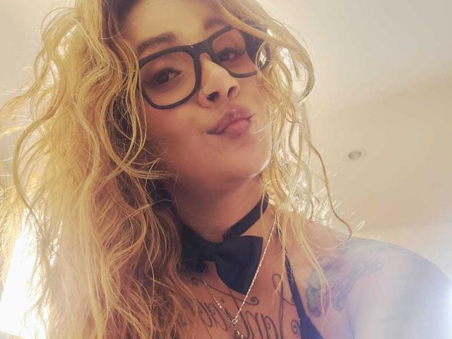 AzhunaStar - Live sex cam - 28148207