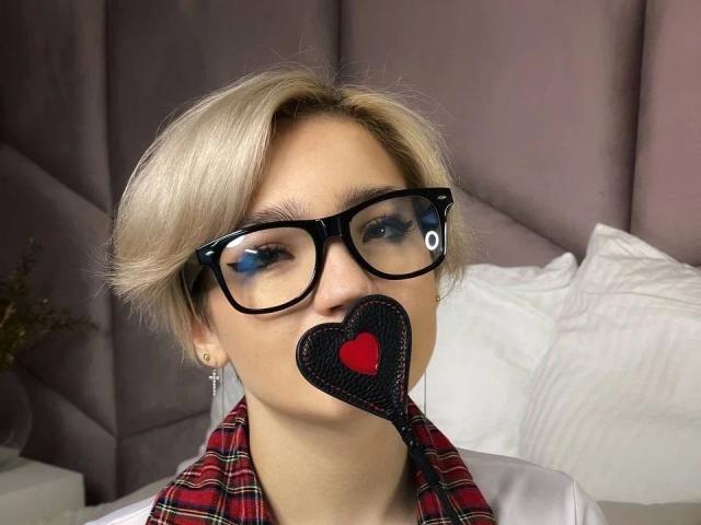 MeganLora-hot - Live porn &amp; sex cam - 28148849