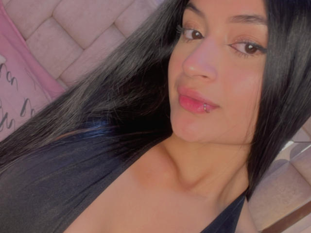 LizzyMarhall69 - Live porn &amp; sex cam - 28149572
