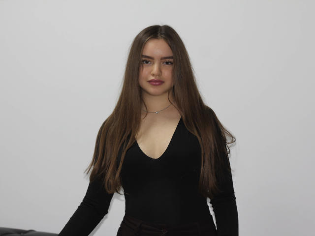 MiaCalhoun - Live porn &amp; sex cam - 28150982