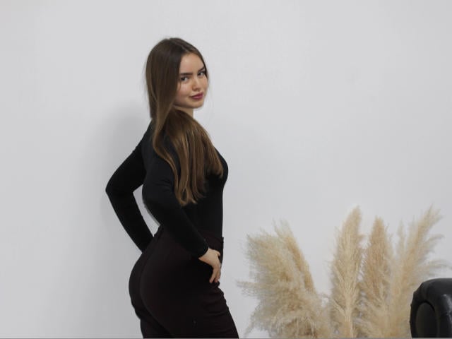 MiaCalhoun - Live sexe cam - 28151021