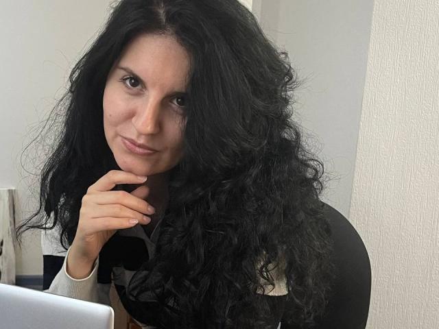 Marlinaa - Live sex cam - 28151693