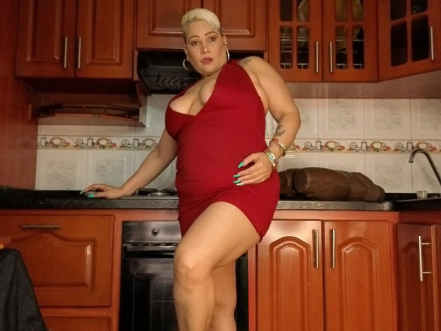 GianellaCox - Live porn &amp; sex cam - 28153235