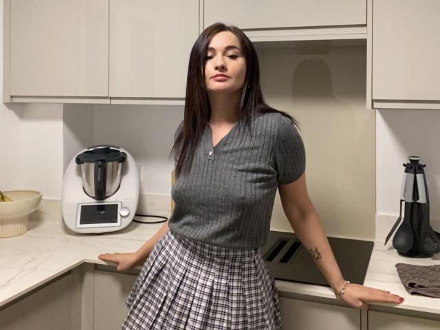 Dionisia - Live Sex Cam - 28155497