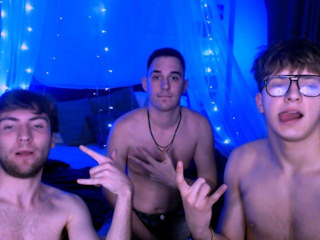 TravisJosephJason - Live sex cam - 28158161