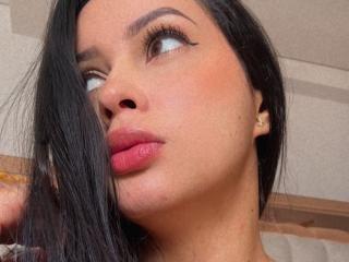 EmilyParkerr - Live porn &amp; sex cam - 28158944