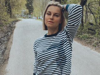 BelleLisaG - Sexe cam en vivo - 28160063