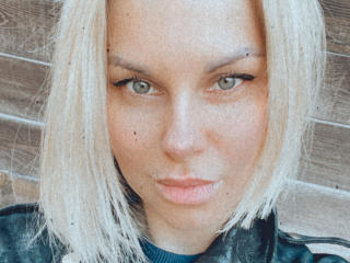 BelleLisaG - Camera khiêu dâm &amp; quyến rũ trực tiếp - 28160102