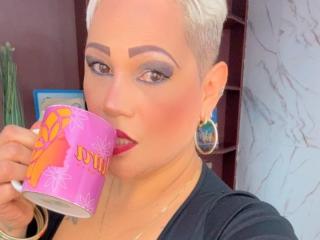 GianellaCox - Live porn &amp; sex cam - 28164371