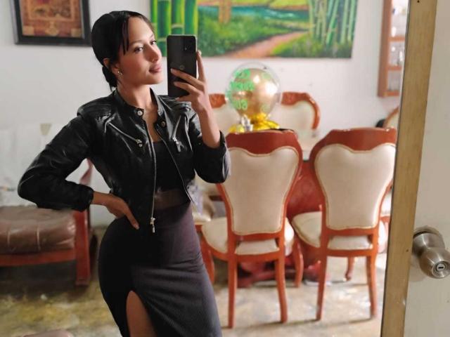 NicolleGlory - Live sexe cam - 28168472