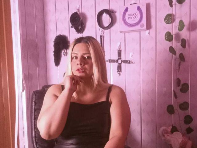 KathaleyaGrayyAss - ライブポルノ&amp;セックスカム - 28169717