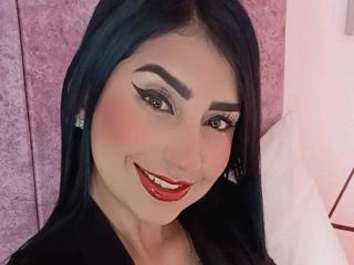 PaullieEvans - Live sex cam - 28171790