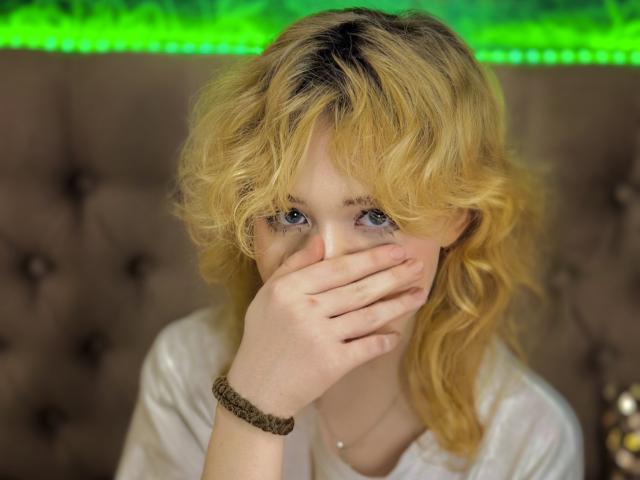 EmilyAngels - Live porn &amp; sex cam - 28172528