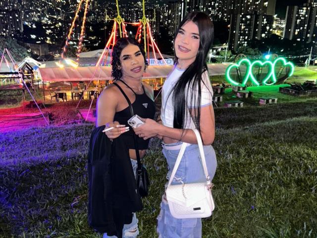 SabrinaAndValery - Live sex cam - 28174214