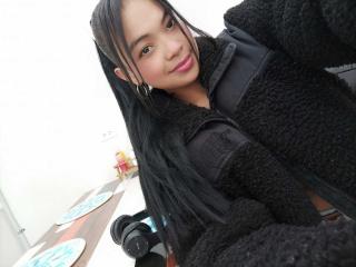 SoleneFontaine - Live sex cam - 28175936