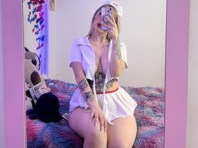 SammyViolet - Live sex cam - 28177718
