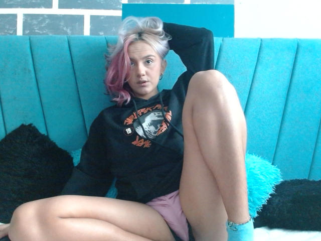 AlterEgoSecond - Live sex cam - 28181402