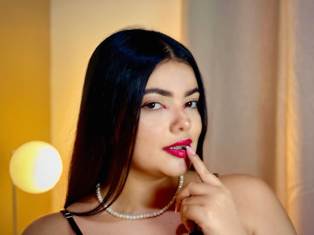 LaraJames - Sexe cam en vivo - 28184084