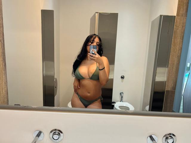 AlicePrice - Live sex cam - 28187639