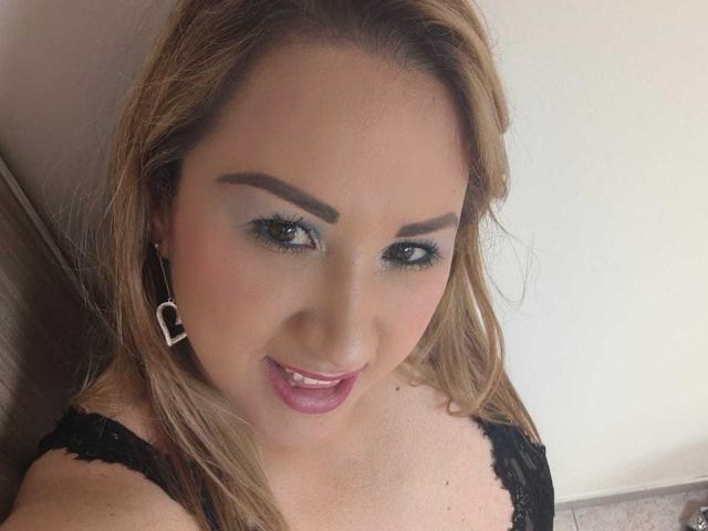 AlinaHill - Live sexe cam - 28188209