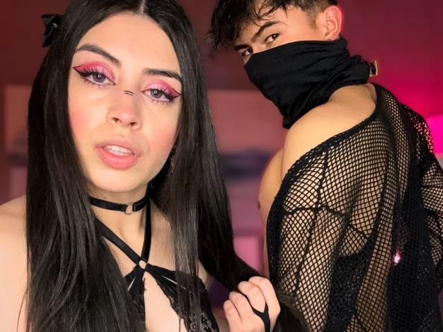 NoahAndRose - Live Sex Cam - 28188653