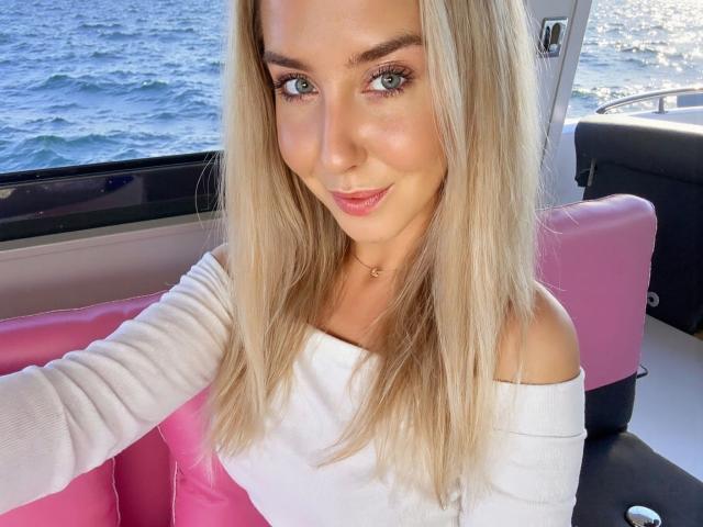 kia-rey-hot - Live porn &amp; sex cam - 28191749