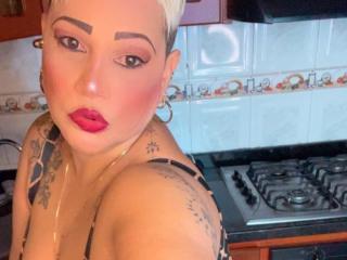 GianellaCox - Live porn &amp; sex cam - 28193165