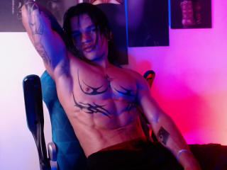 AlexBernal - Sexe cam en vivo - 28197533