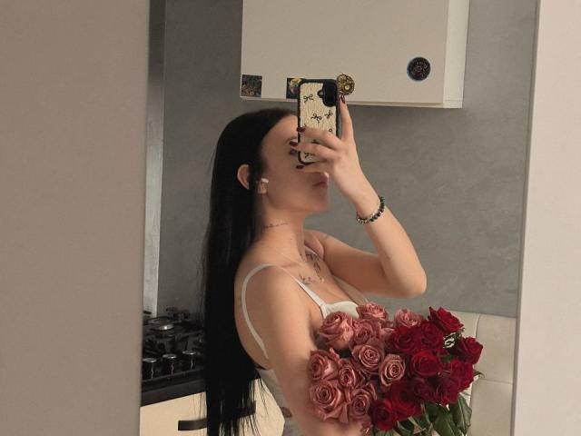NikkiGoldX - Camera khiêu dâm &amp; quyến rũ trực tiếp - 28202360