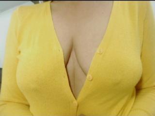 AmmbraBlue - Live sex cam - 28210358