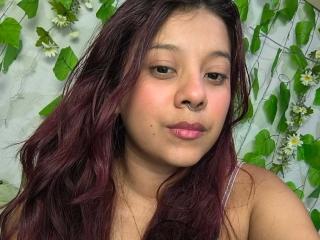 CoralineHale - Live porn &amp; sex cam - 28211297