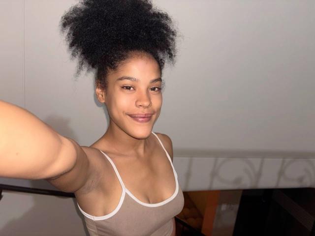 SharonFeretti - Live sex cam - 28212164