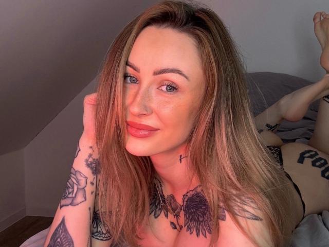 Meltattt-hot - Live sex cam - 28213604