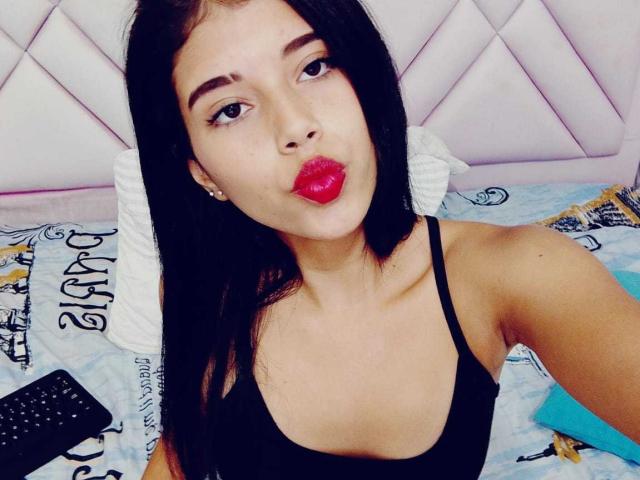BarelyLegel - Live porn &amp; sex cam - 28215629