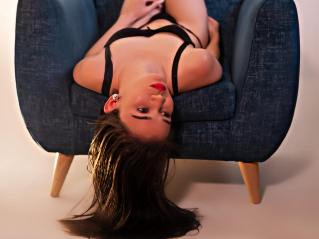 JennaDerose - Élő pornó és szexkamera - 28216616