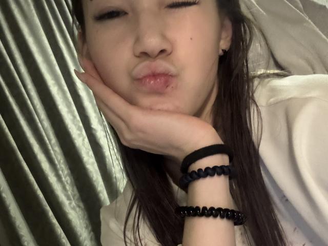 LixDomii - Live porn &amp; sex cam - 28220204