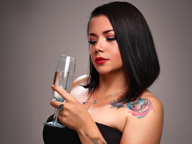 SamanthaVenus - Live porn &amp; sex cam - 28225160