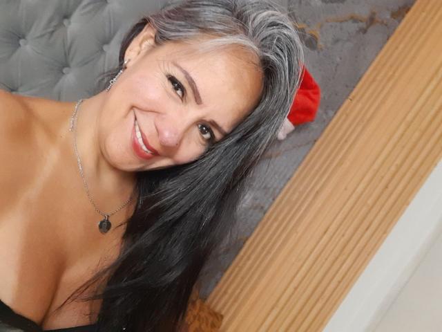 LailaCastillo - Live sex cam - 28225364