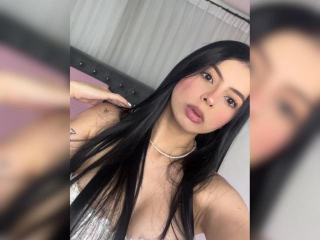 IsabellaJames - Live sex cam - 28226549