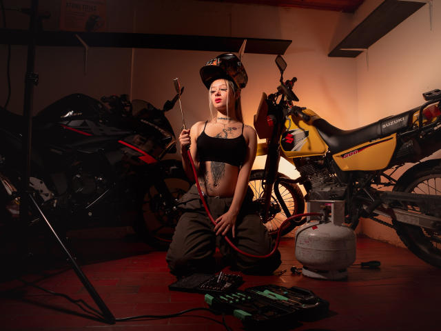 MiaValentine - Live porn &amp; sex cam - 28229792