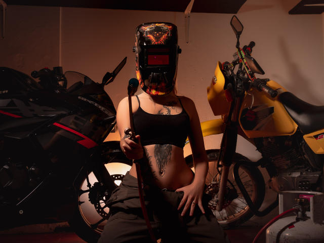 MiaValentine - Live porn &amp; sex cam - 28229795