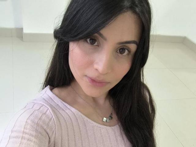 SaraWestt - Live sex cam - 28231178