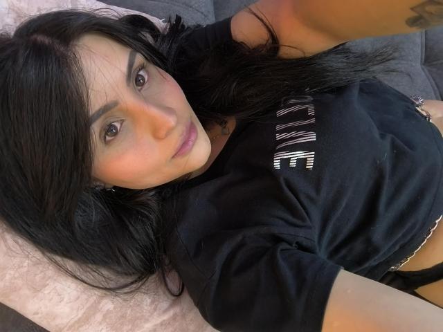 SaraWestt - Live sex cam - 28231202