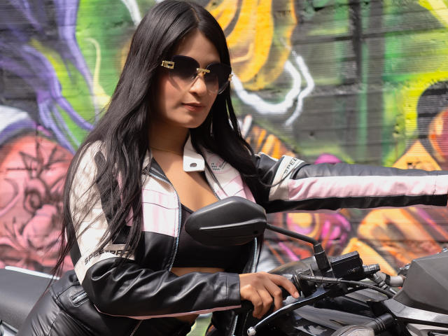 JulietaRizzo - Sexe cam en vivo - 28231763