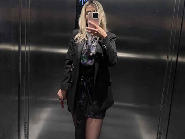 Lellie - Live porn &amp; sex cam - 28233746