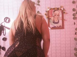 KathaleyaGrayyAss - Live sex cam - 28236293